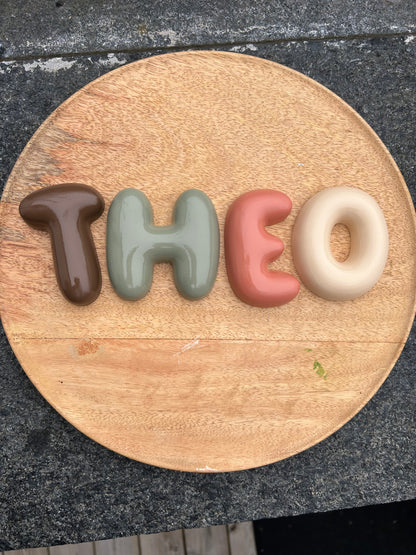 Bubble letters (12 cm)